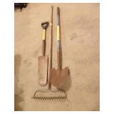 2 SHOVLES, 1 RAKE