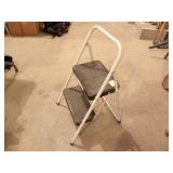 COSCO STEP STOOL