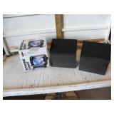 PARTY STROBE LIGHT, 2 ZENITH SPEAKERS