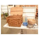 WICKER PICNIC BASKET W/ PICNIC ITEMS