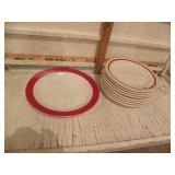 1 PYREX PLATE, 8 SYRACUSE PLATES