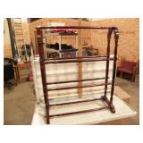 QUILT RACK, 33" T X 28" W