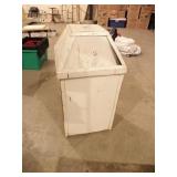 BENNETT MANF CO. TRASH CAN