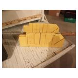 MITER BOX AND SAW, KETER TOP