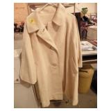 WHITE HOCKANIUM LADIES COAT, NO SIZE