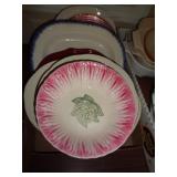 LOT OF PLATES & GLASSWARE