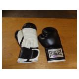 BOXING GLOVES 12OZ