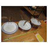 SET OF COOKWARE