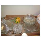 LOT OF MIXED GLASSWARE