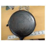 SIDNEY 8" CAST IRON SKILLET