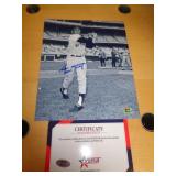 WILLIE MAYS SIGNED 8X10 W CERT