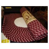 REVERSABLE BURGANDY BRAIDED RUG 27X46