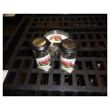 RED TRACTOR SET S&P & SUGAR