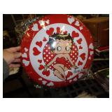 BETTY BOOP METAL BUTTON SIGN