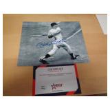 MANTLE 8X10 PIC W CERT