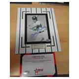 MANTLE 8X10 PIC W CERT