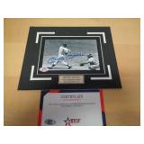 MANTLE 8X10 PIC W CERT