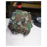 APPOX 4 PAIR MED ARMY CLOTHES