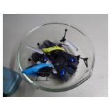 2 MINI HELICOPTERS / NOT TESTED