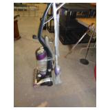 VACUUM & SHARK STEAMER