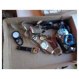 LOT OF WATCHES