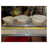 PYREX MIXING BOWL SET / TOADSTOOL DESIGN PYREX MIXING BOWL SET / TOADSTOOL DESIGN