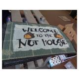 18X27 MAT / NUT HOUSE 18X27 MAT / NUT HOUSE