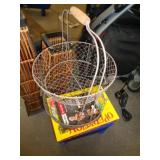 BASKET BASKET