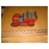 VINTAGE TIN CAR / MODERN TOYS