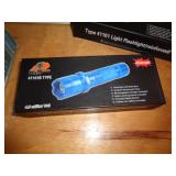 STUN GUN FLASHLIGHT - BLUE