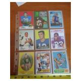 9 - ASSORTED FOOTBALL CARDS / SEE DESCR