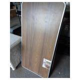 4' FOLDING TABLE