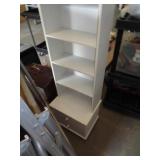 WHITE SHELF UNIT