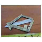 BRASS TONE SCISSOR ACTION NAZI PARATROOPER KNIFE