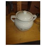 LONGABERGER BEAN POT LONGABERGER BEAN POT