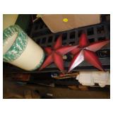 CROCK & 2 METAL STARS CROCK & 2 METAL STARS