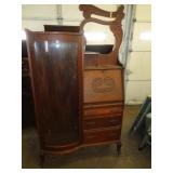 OAK SECRETARY (NO SHELVES) 70'T X 38' W X 14'D OAK SECRETARY (NO SHELVES) 70'T X 38' W X 14'D