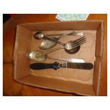 LOT OF SILVERPLATE