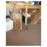 PITCHFORK / POSTHOLE/ PICK AXE / BULB PLANTER