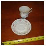 DANBURY MINT CUP & SAUCER / PARAGON ENGLAND