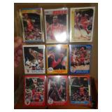9 - SPORTS CARDS - MICHAEL JORDAN / SEE DESCR