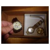 LOT OF WATCHES
