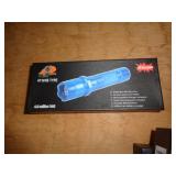 STUN GUN / FLASHLIGHT - BLUE