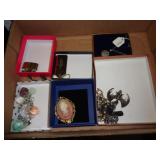 LOT OF JEWELRY