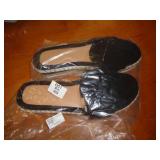 SLIP ON SHOES