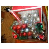 LOT OF CHRISTMAS ITEMS