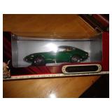 1/18 SCALE DIECAST CAR -  1970 DATSUN 240Z