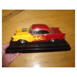 1/18 SCALE DIECAST CAR
