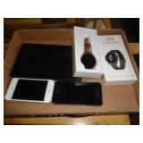 I - PAD / PHONES / WATCH I - PAD / PHONES / WATCH