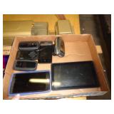 LOT OF PHONES / I PAD LOT OF PHONES / I PAD
